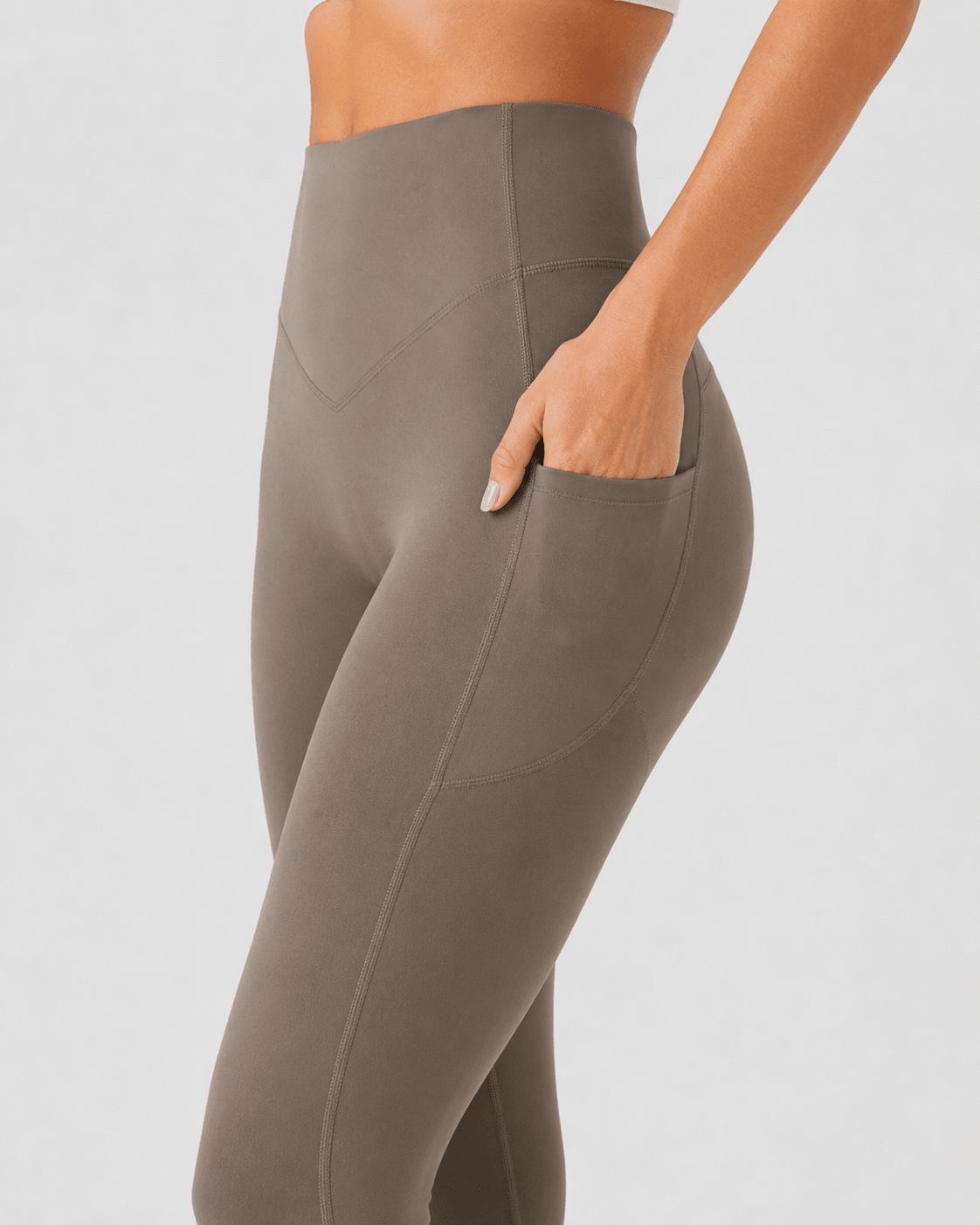 Sculpting High-Waisted Pocket Training Leggings - Aessove
